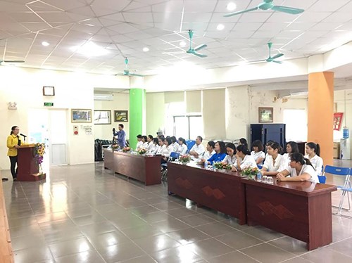 Trường mầm non Phúc Đồng tưng bừng tổ chức hội thi “Giáo viên dạy giỏi, nhân viên nuôi dưỡng giỏi cấp trường” năm học 2017 - 2018.